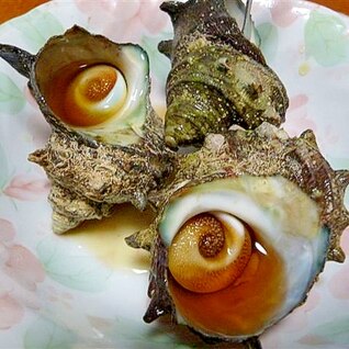 お手軽に、サザエの醤油煮